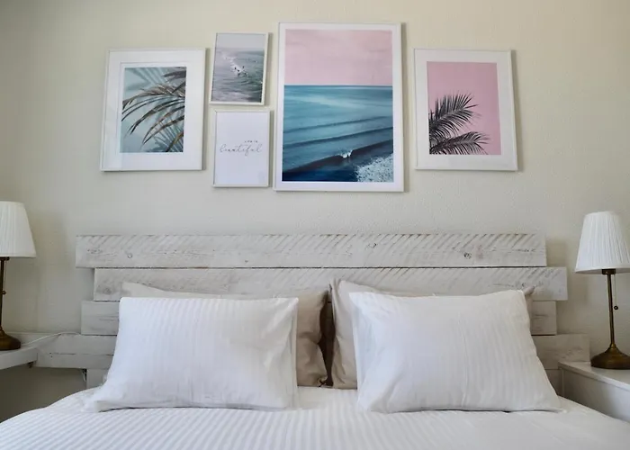 Beachfront Lagos 公寓 *